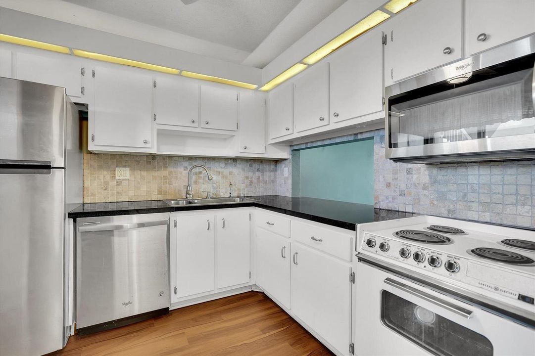 09-2856 Garden Drive Unit 212-9