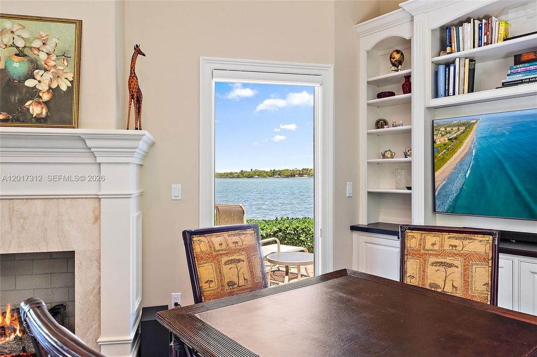 For Sale: $2,200,000 (3 beds, 2 baths, 2214 Square Feet)