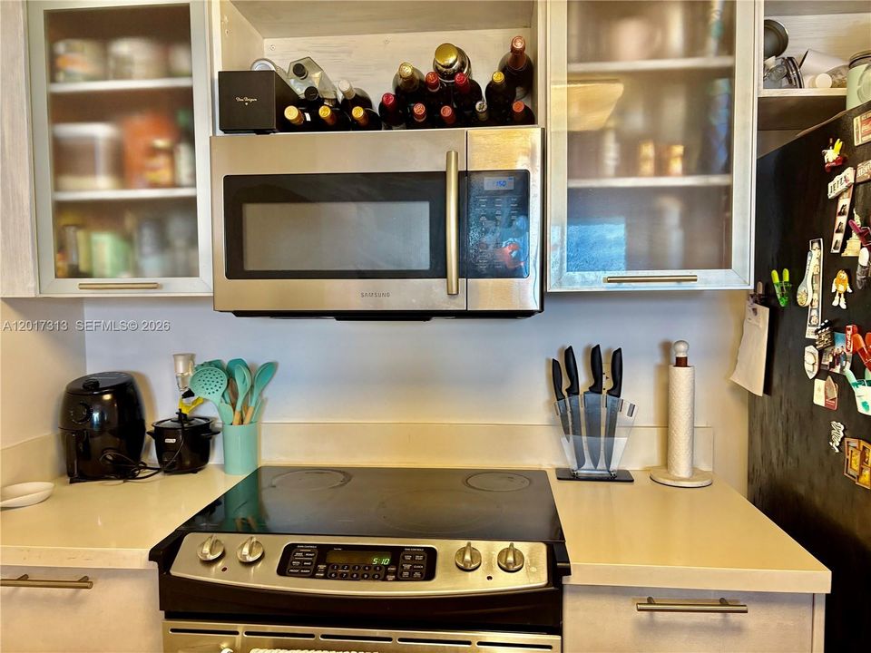 En Venta: $399,900 (1 camas, 1 baños, 842 Pies cuadrados)