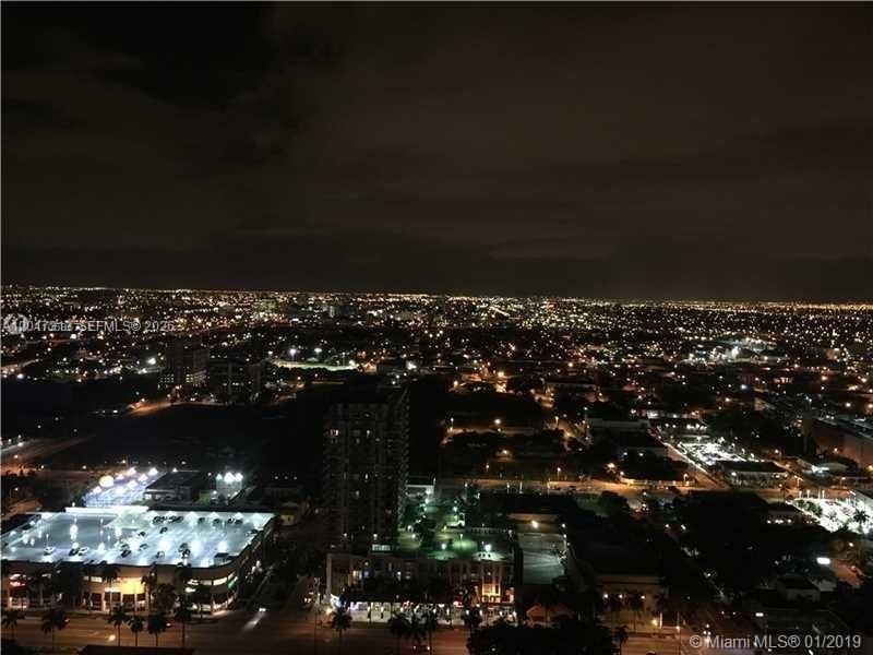 En Venta: $399,900 (1 camas, 1 baños, 842 Pies cuadrados)