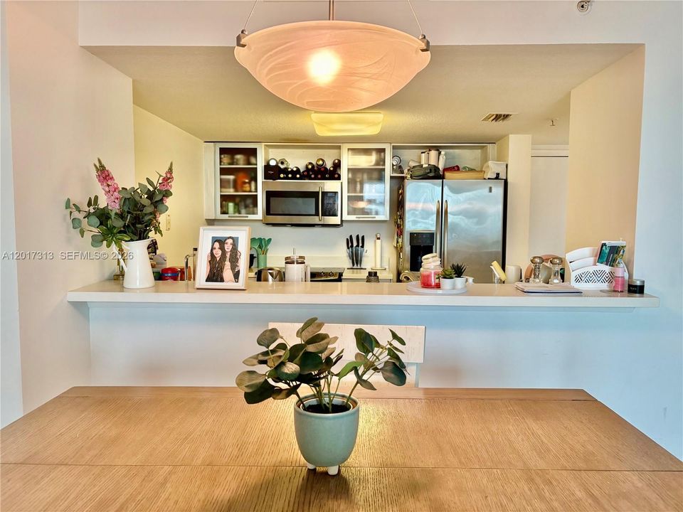 En Venta: $399,900 (1 camas, 1 baños, 842 Pies cuadrados)