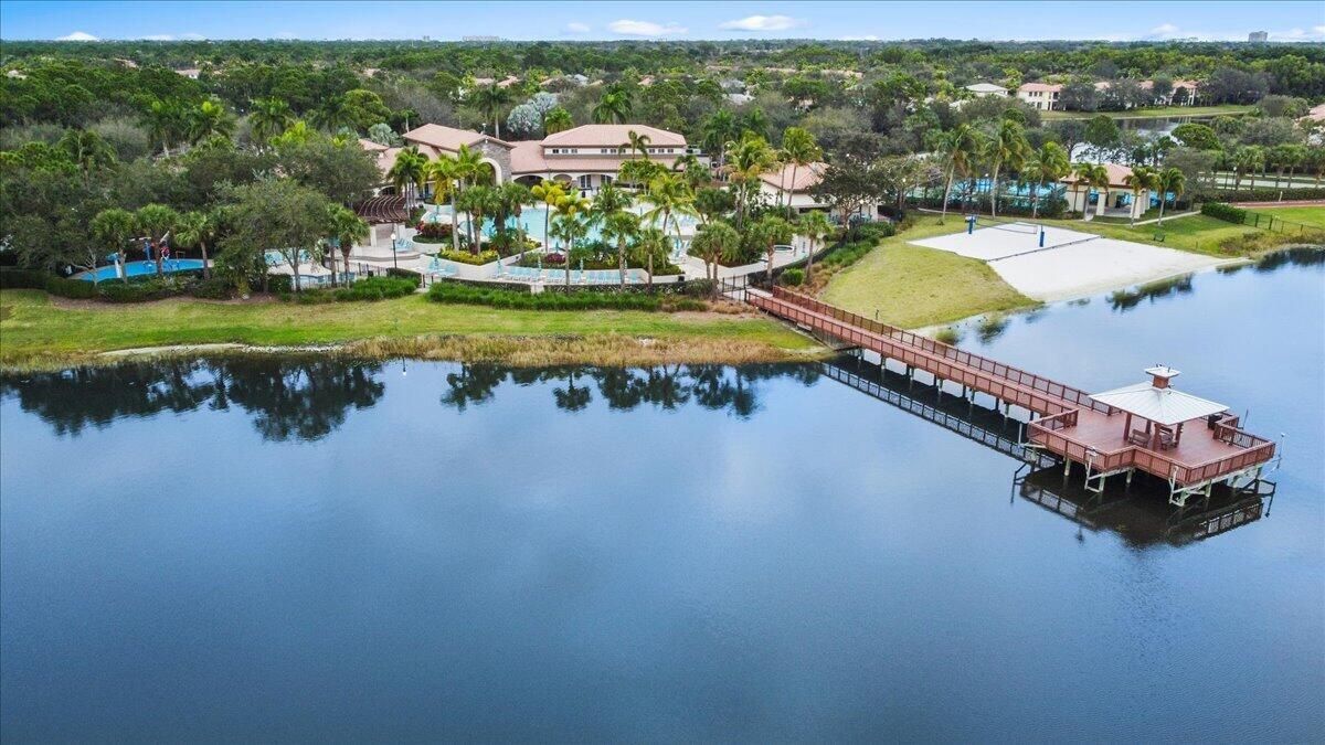 Aerial of Clubhouse