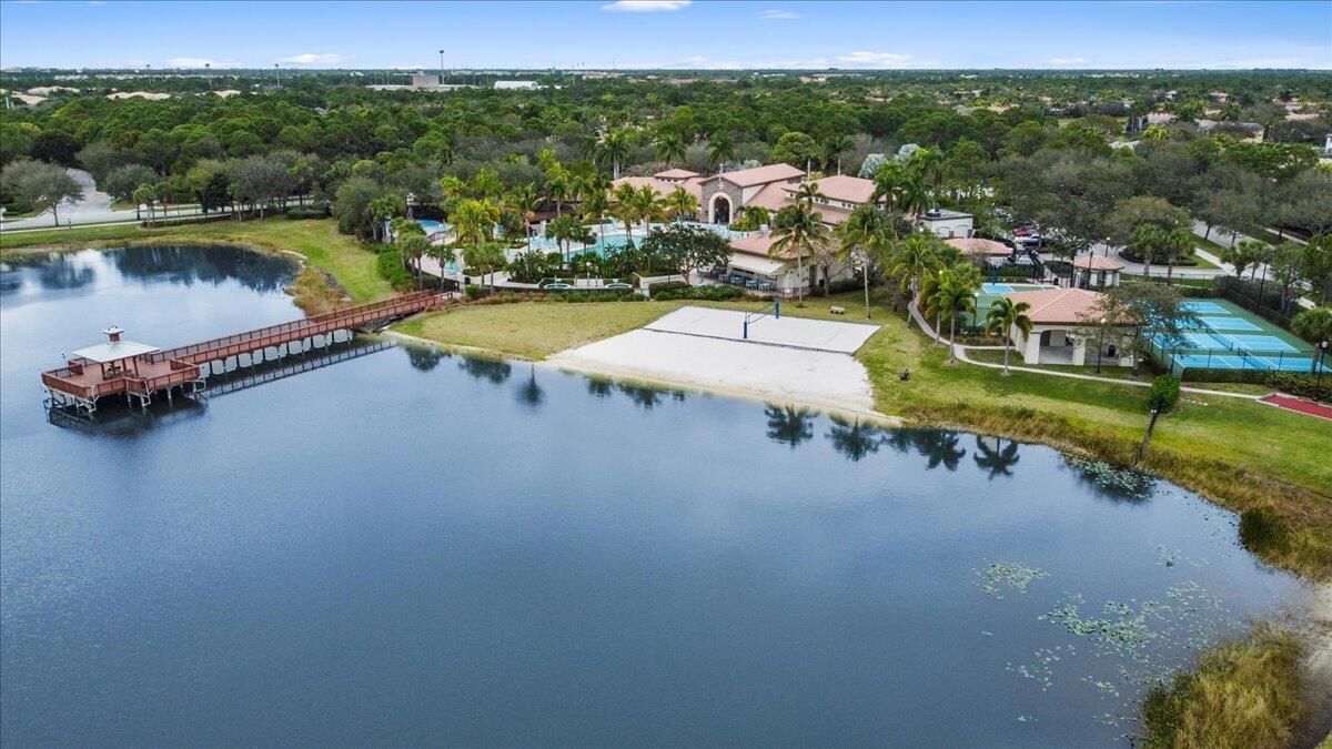 Aerial of Clubhouse