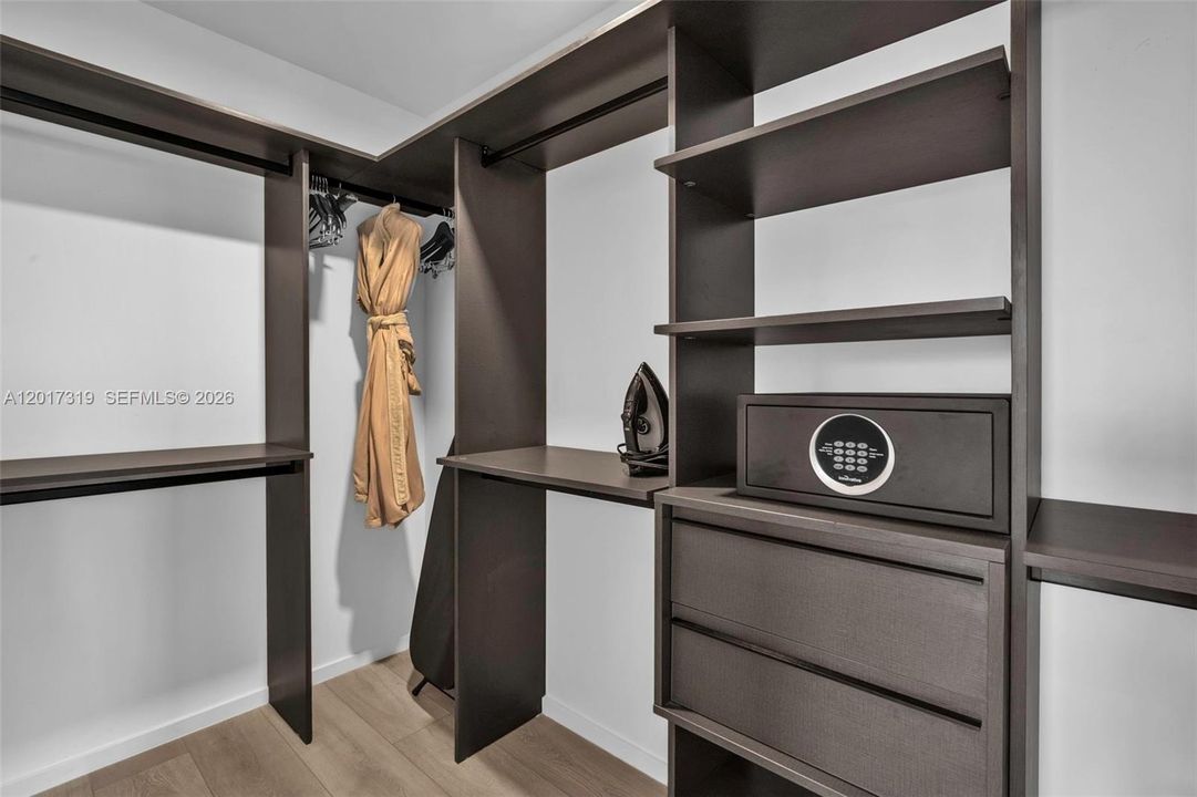 En Venta: $1,650,000 (3 camas, 3 baños, 1150 Pies cuadrados)