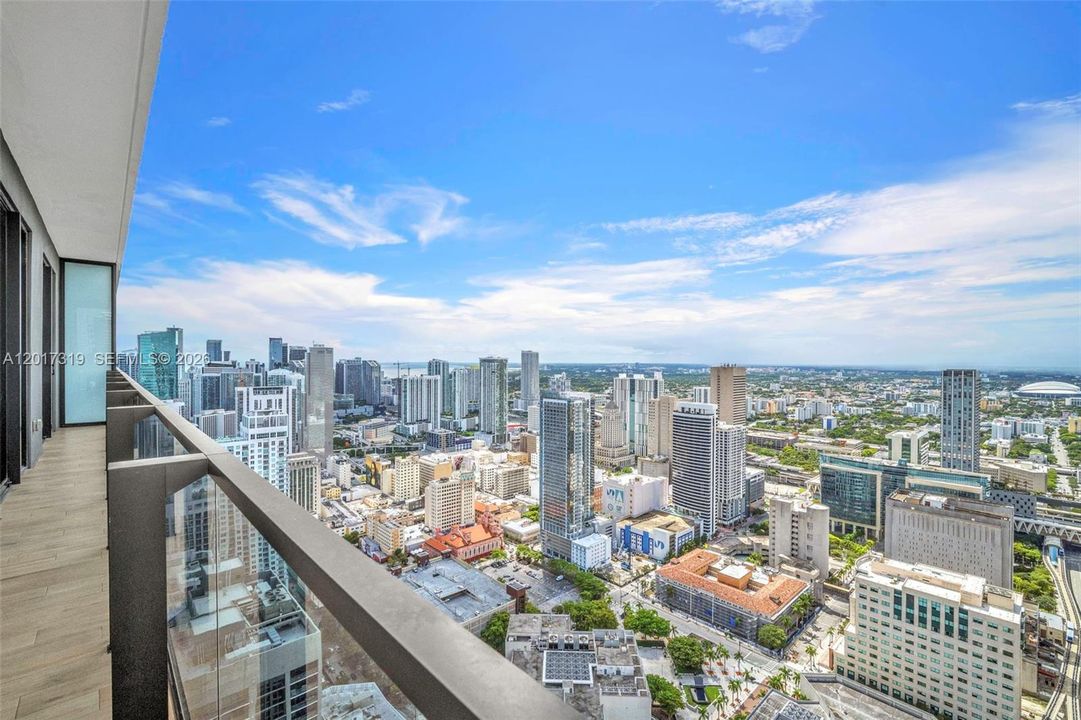 En Venta: $1,650,000 (3 camas, 3 baños, 1150 Pies cuadrados)
