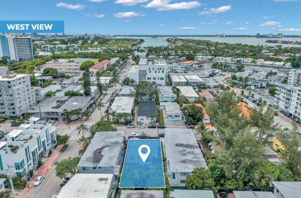 For Sale: $1,350,000 (0.13 acres)