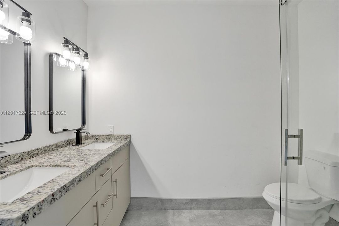 En Venta: $535,000 (3 camas, 2 baños, 0 Pies cuadrados)