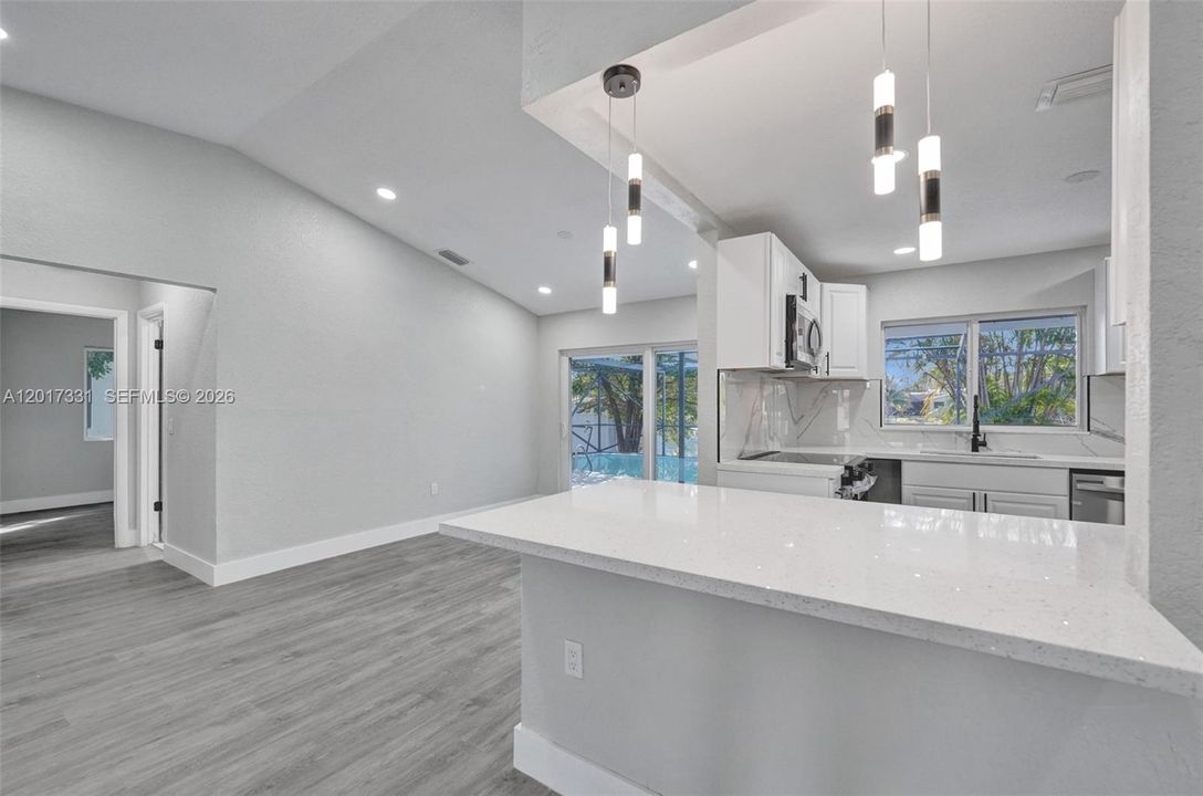 For Sale: $675,000 (3 beds, 2 baths, 1560 Square Feet)