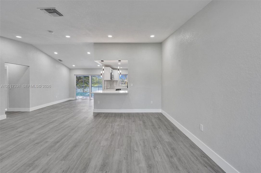 For Sale: $675,000 (3 beds, 2 baths, 1560 Square Feet)