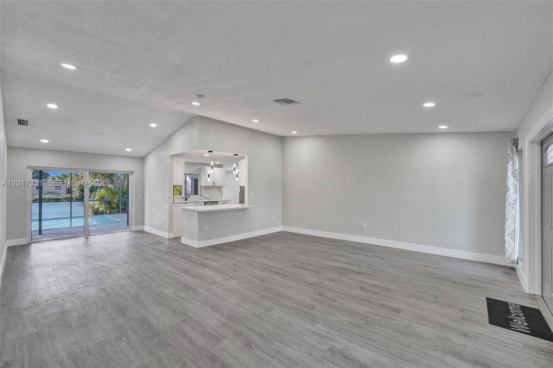 For Sale: $675,000 (3 beds, 2 baths, 1560 Square Feet)