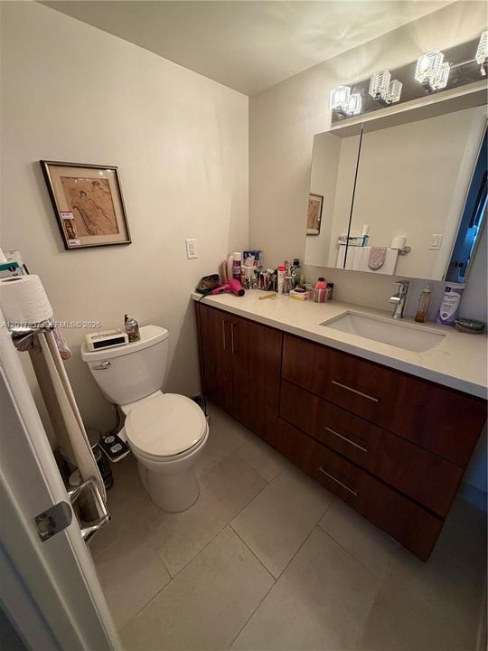 For Sale: $189,500 (2 beds, 2 baths, 1058 Square Feet)
