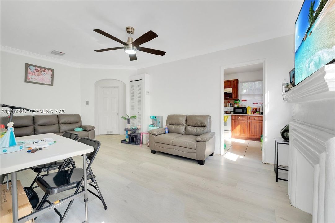 For Sale: $580,000 (0 beds, 0 baths, 1414 Square Feet)