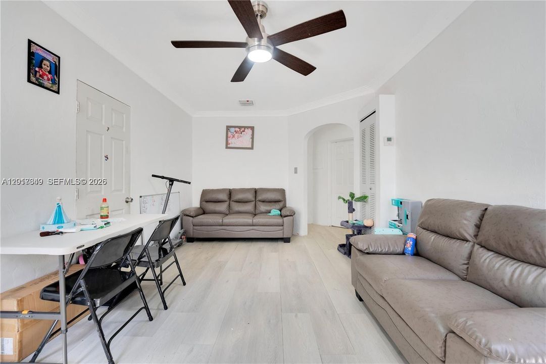 For Sale: $580,000 (0 beds, 0 baths, 1414 Square Feet)