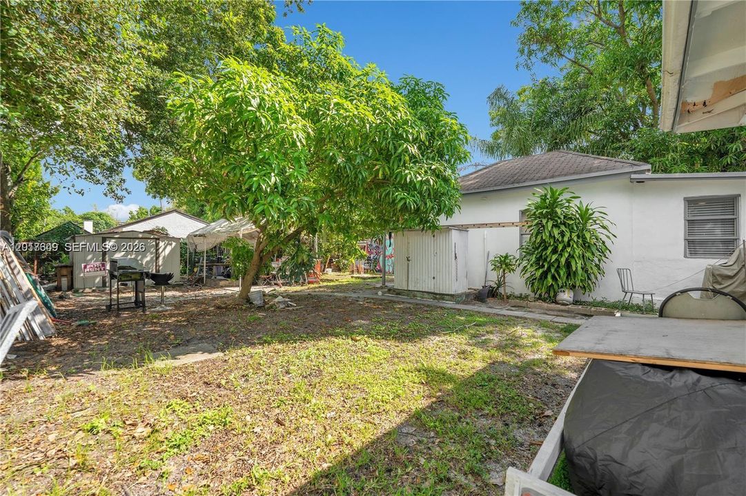 For Sale: $580,000 (0 beds, 0 baths, 1414 Square Feet)
