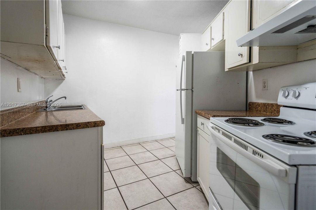 Activo con contrato: $1,550 (1 camas, 1 baños, 550 Pies cuadrados)
