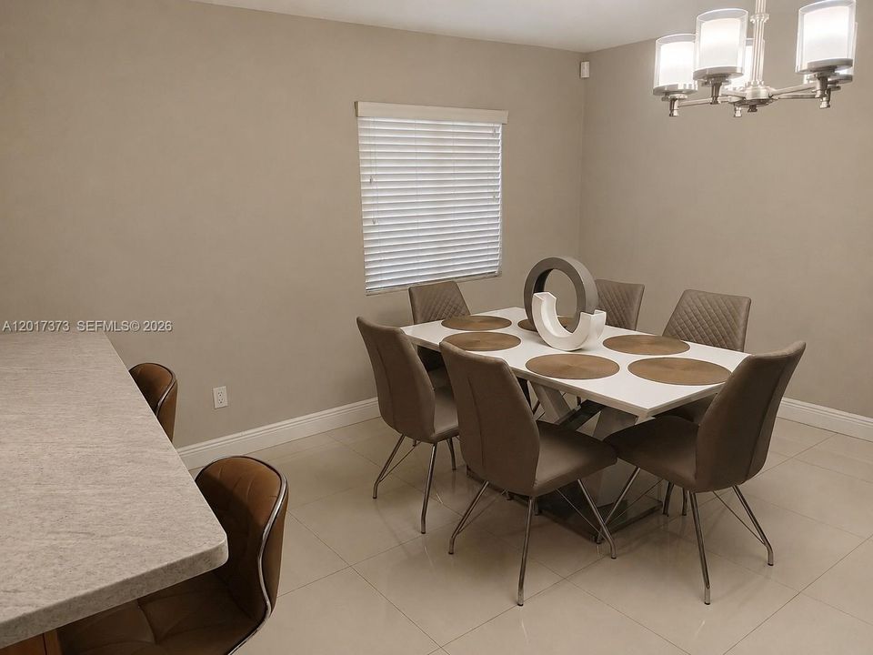 For Sale: $599,900 (4 beds, 2 baths, 1525 Square Feet)