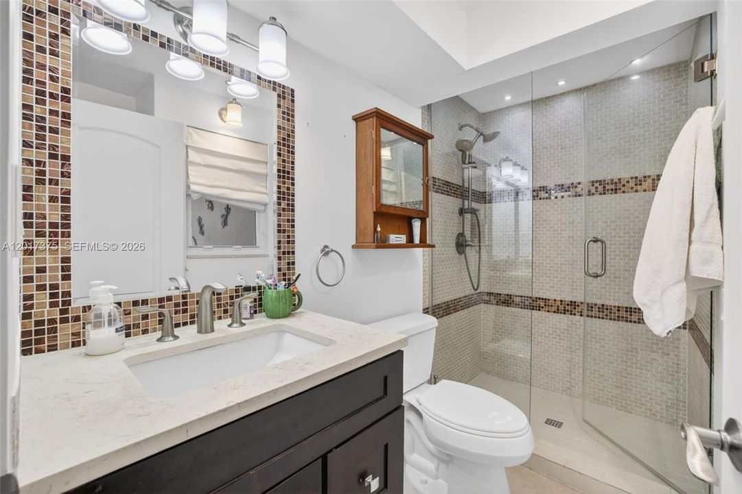 For Sale: $1,050,000 (4 beds, 3 baths, 1688 Square Feet)