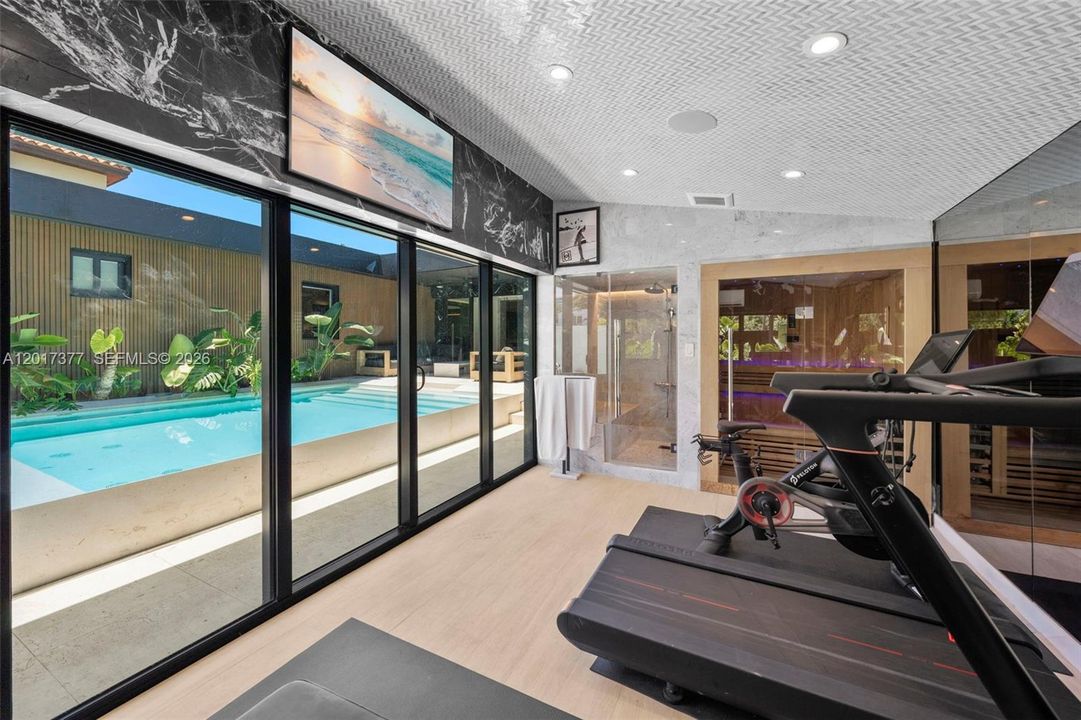 For Sale: $5,600,000 (5 beds, 4 baths, 3400 Square Feet)