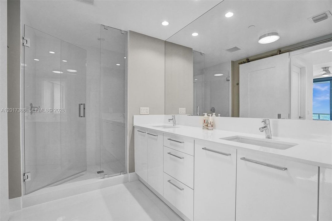 For Rent: $7,950 (2 beds, 2 baths, 1404 Square Feet)