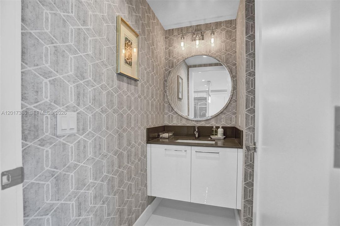 For Rent: $7,950 (2 beds, 2 baths, 1404 Square Feet)