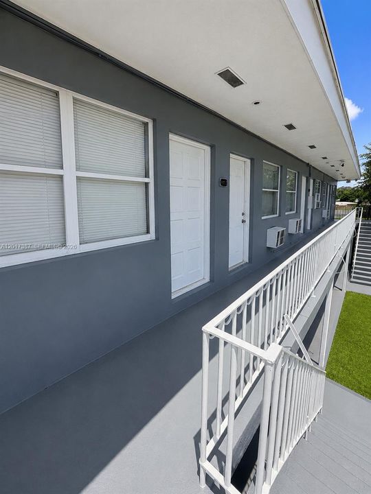 **Photo Disclaimer:**Some images have been virtually staged or digitally enhanced to illustrate the property's potential. Furniture, décor, finishes, and other elements shown may not be present in the home. Buyers are encouraged to visit the property in person to verify its current condition.