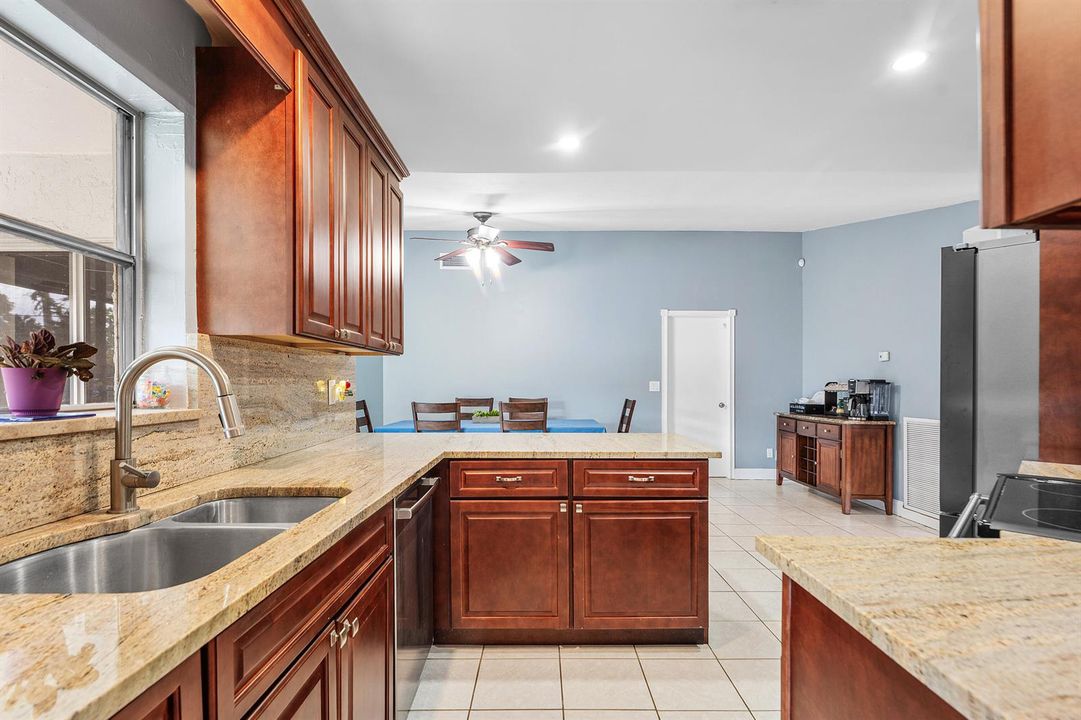 012-206ParkwoodDriveSouth-RoyalPalmBeach