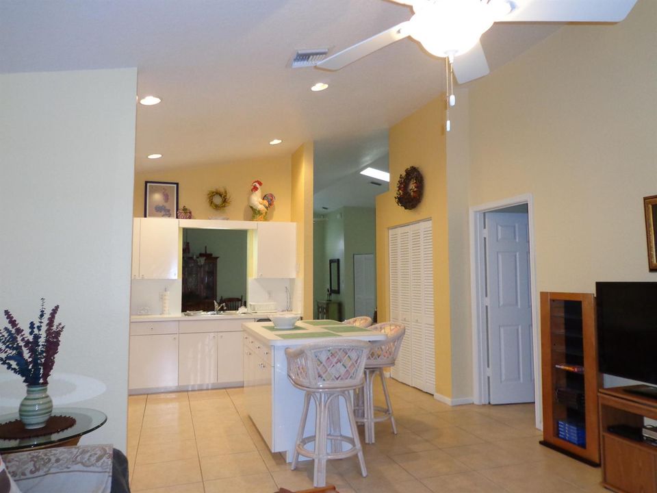 1136 & 1141 Mulberry 022