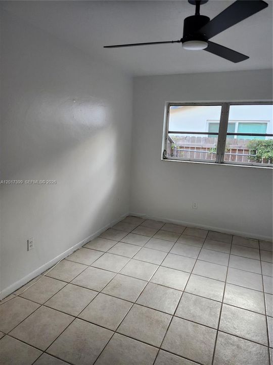 Activo con contrato: $1,900 (2 camas, 1 baños, 0 Pies cuadrados)