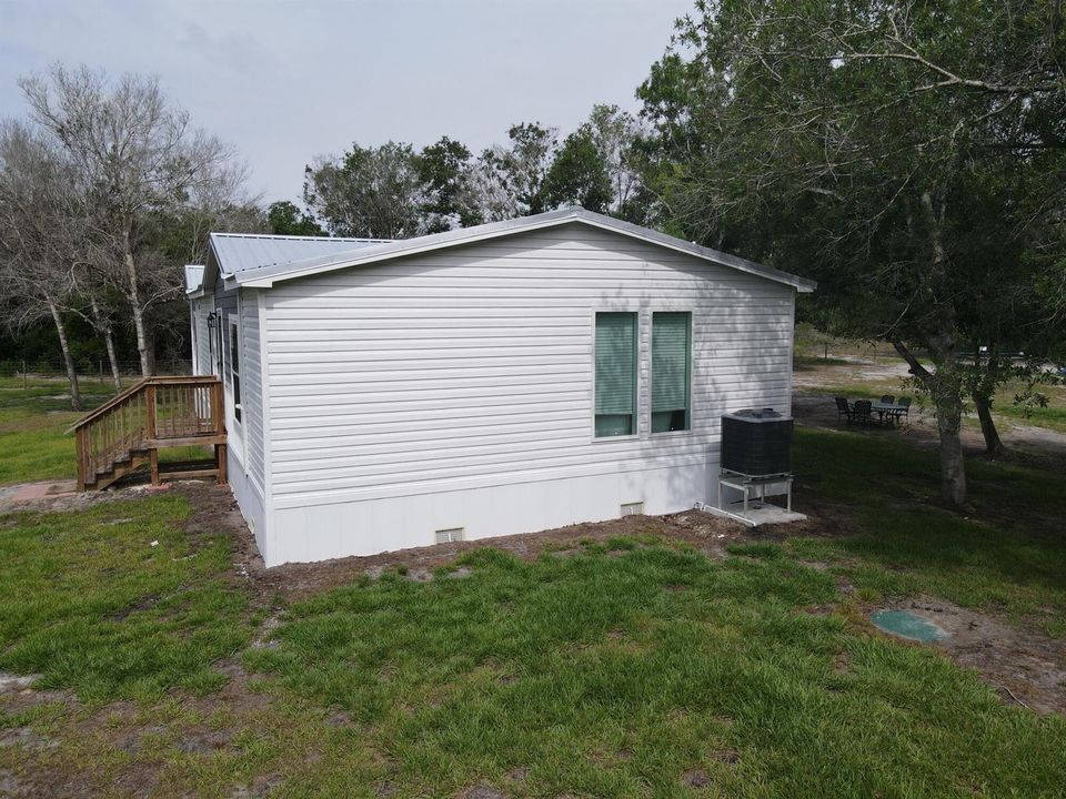 13943_resized