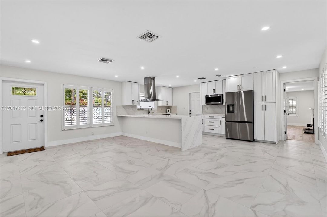 В аренду: $6,499 (4 спален, 2 ванн, 1789 Квадратных фут)