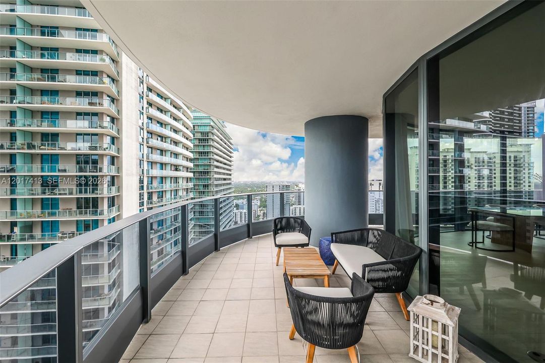 En Venta: $2,550,000 (3 camas, 3 baños, 1909 Pies cuadrados)