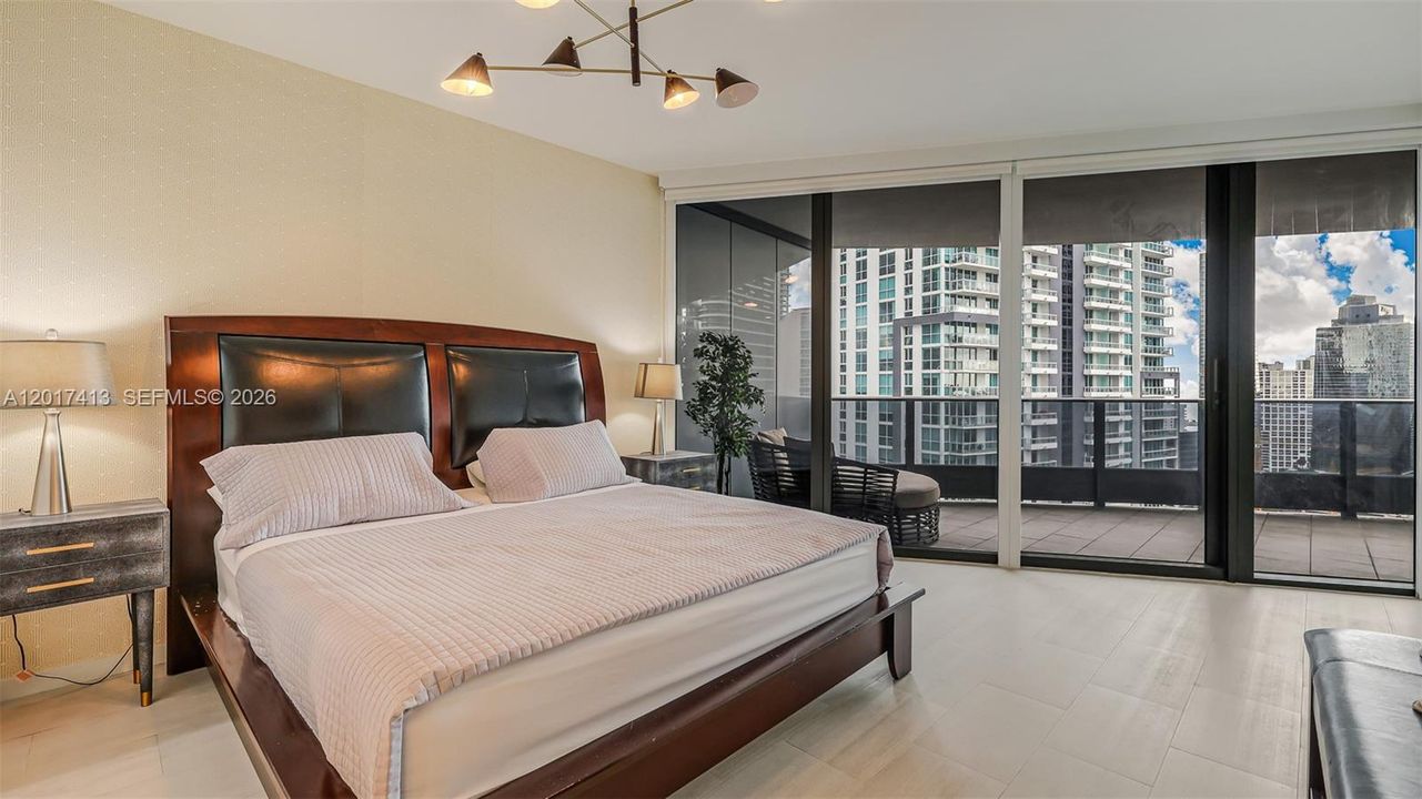 En Venta: $2,550,000 (3 camas, 3 baños, 1909 Pies cuadrados)