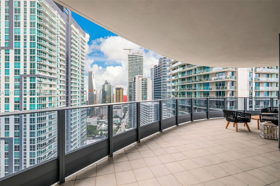 En Venta: $2,550,000 (3 camas, 3 baños, 1909 Pies cuadrados)