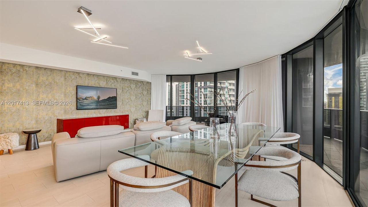 En Venta: $2,550,000 (3 camas, 3 baños, 1909 Pies cuadrados)