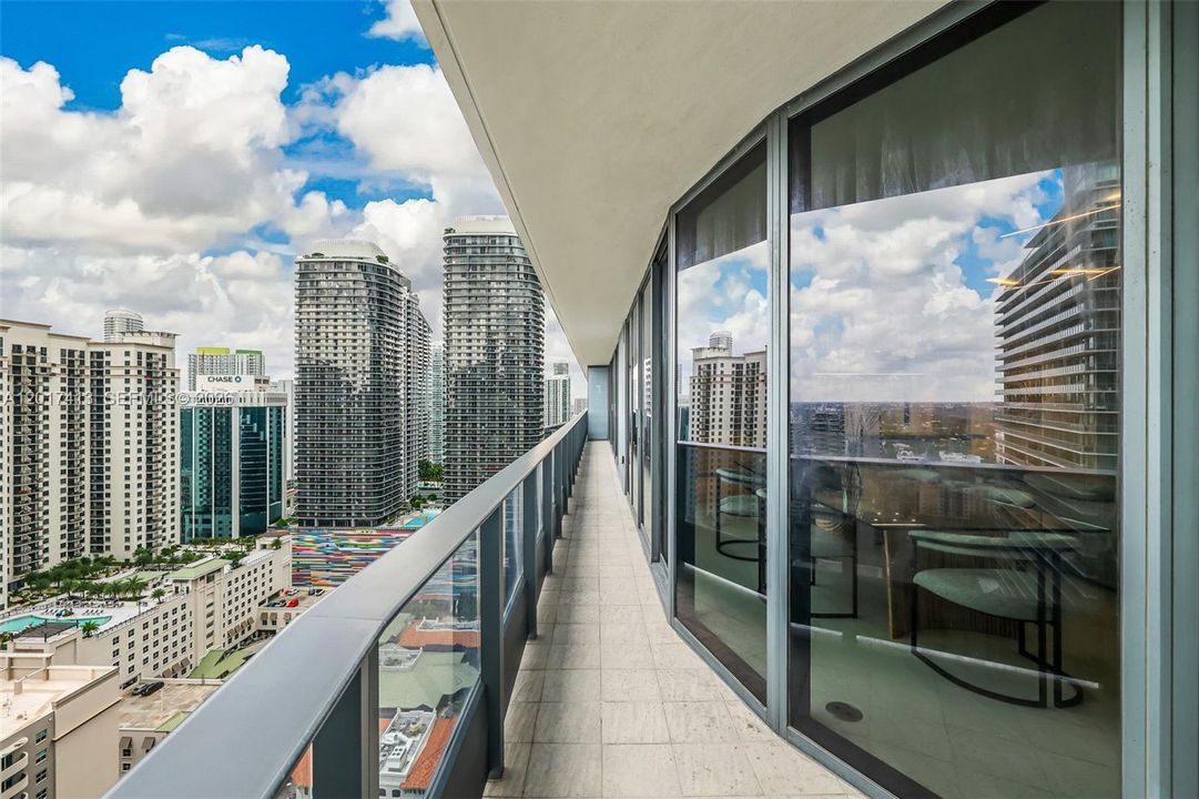 En Venta: $2,550,000 (3 camas, 3 baños, 1909 Pies cuadrados)