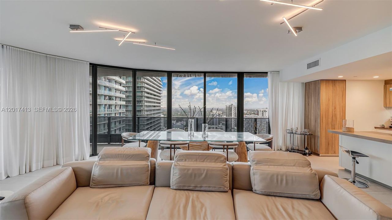 En Venta: $2,550,000 (3 camas, 3 baños, 1909 Pies cuadrados)