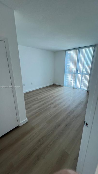 For Sale: $449,000 (2 beds, 2 baths, 1150 Square Feet)