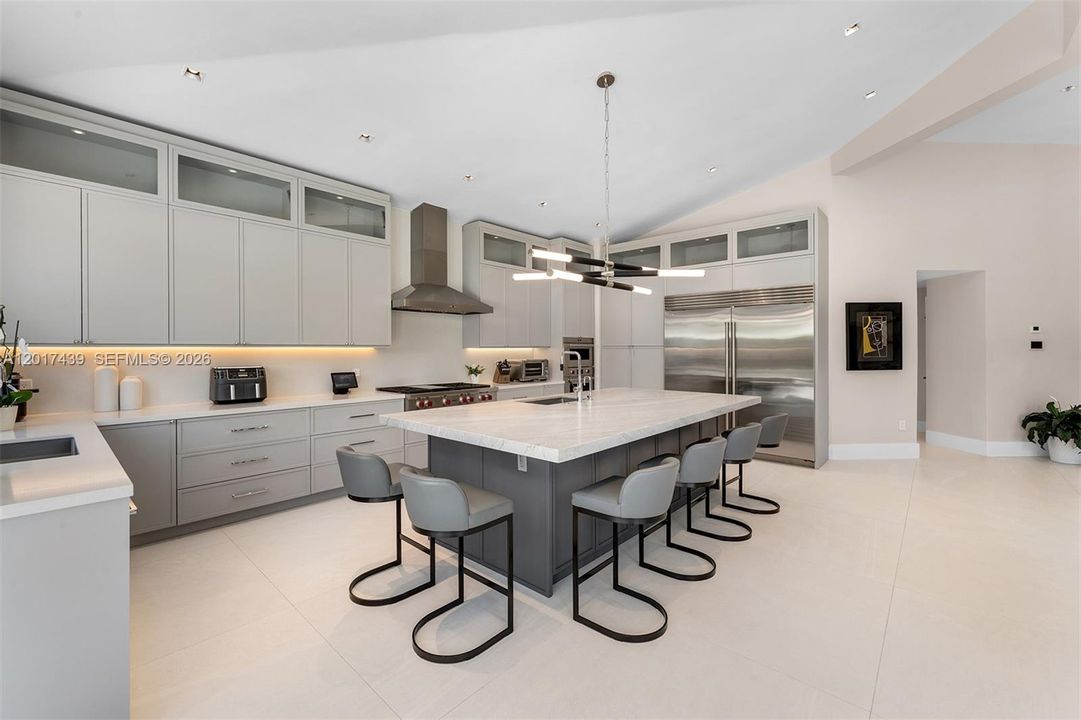 For Sale: $3,500,000 (5 beds, 4 baths, 4039 Square Feet)