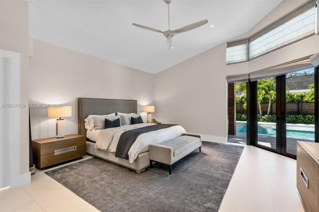 For Sale: $3,500,000 (5 beds, 4 baths, 4039 Square Feet)
