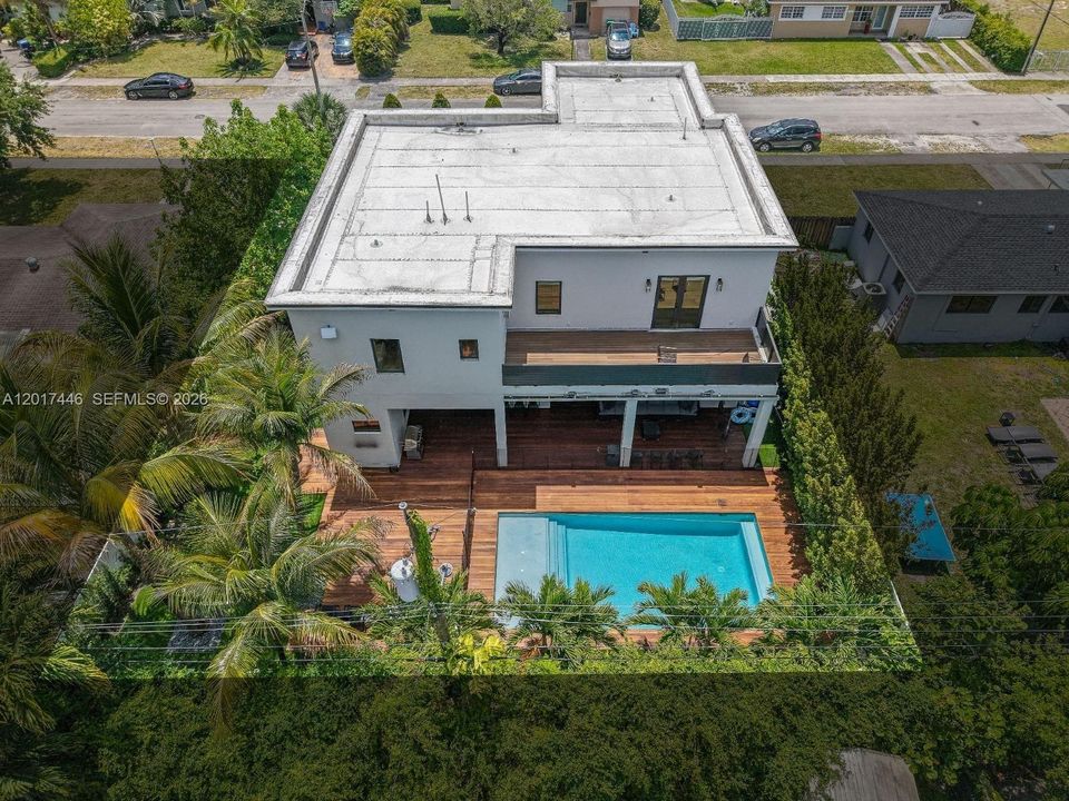 En Venta: $4,200,000 (6 camas, 5 baños, 4662 Pies cuadrados)