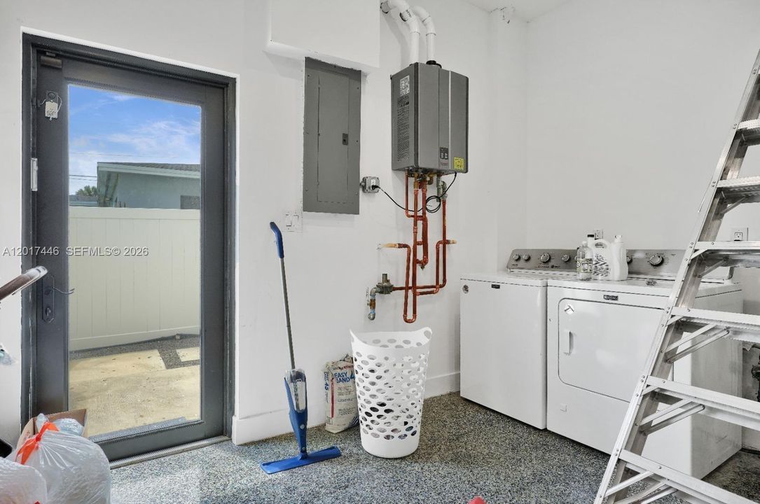 En Venta: $4,200,000 (6 camas, 5 baños, 4662 Pies cuadrados)