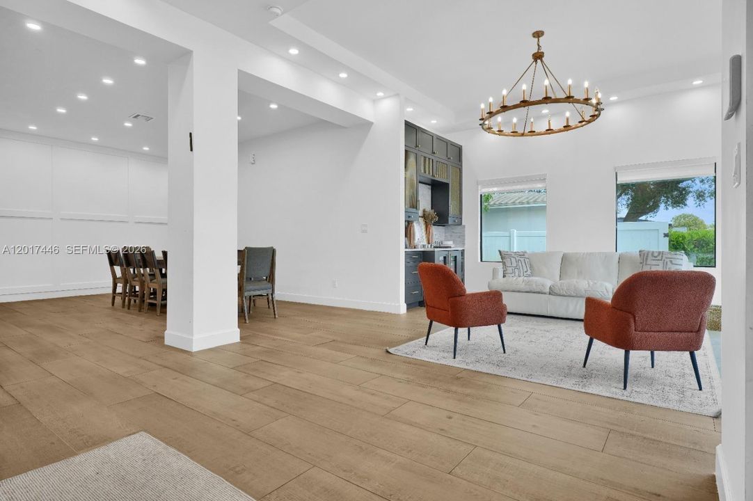 En Venta: $4,200,000 (6 camas, 5 baños, 4662 Pies cuadrados)