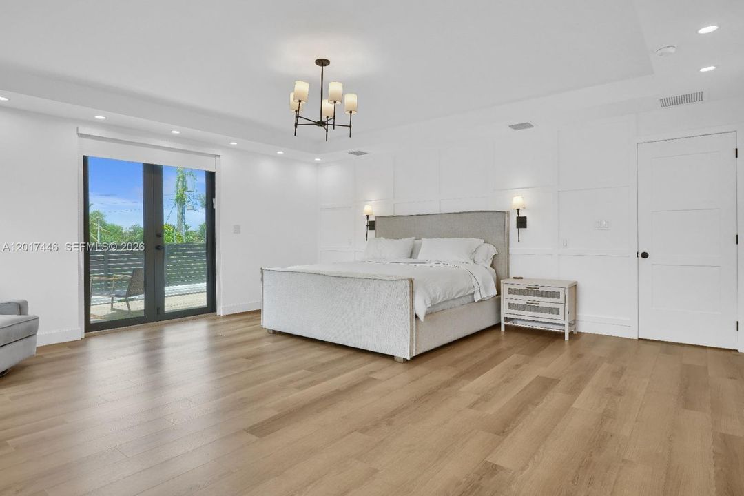 En Venta: $4,200,000 (6 camas, 5 baños, 4662 Pies cuadrados)