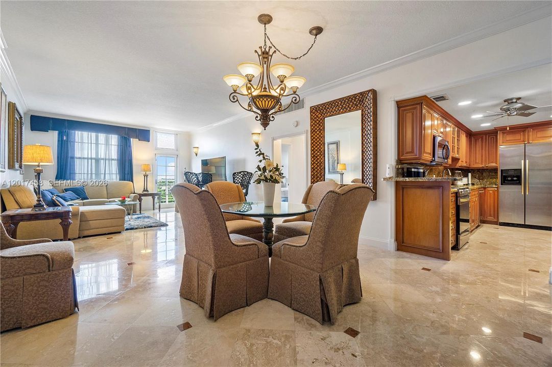 For Sale: $559,000 (2 beds, 2 baths, 1497 Square Feet)