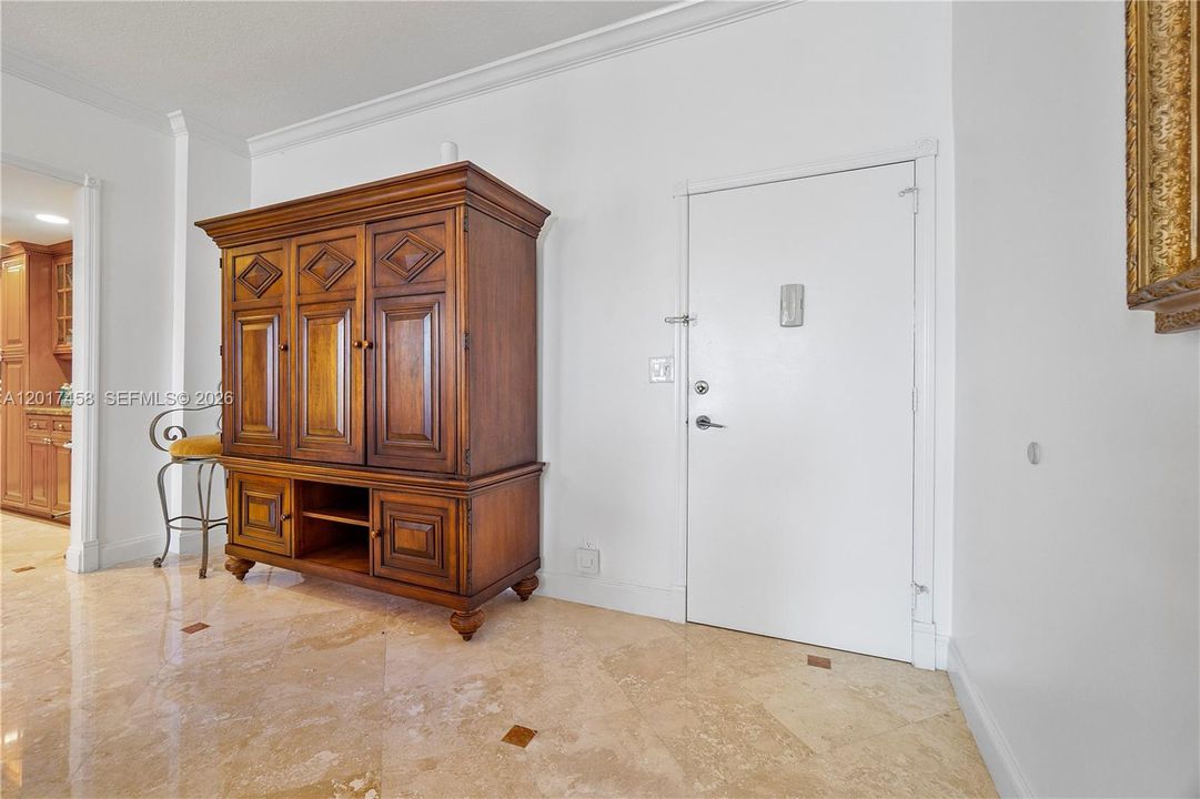 For Sale: $559,000 (2 beds, 2 baths, 1497 Square Feet)