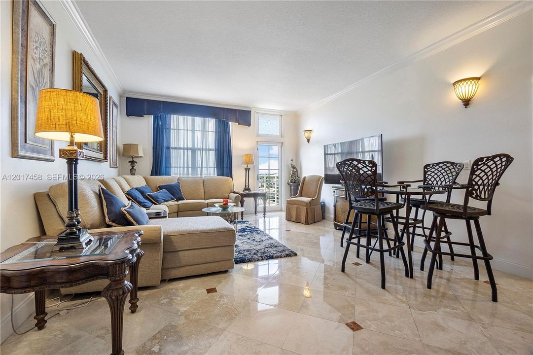 For Sale: $559,000 (2 beds, 2 baths, 1497 Square Feet)