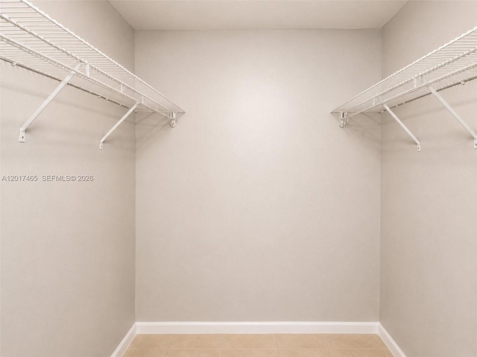 Walk-in Closet.