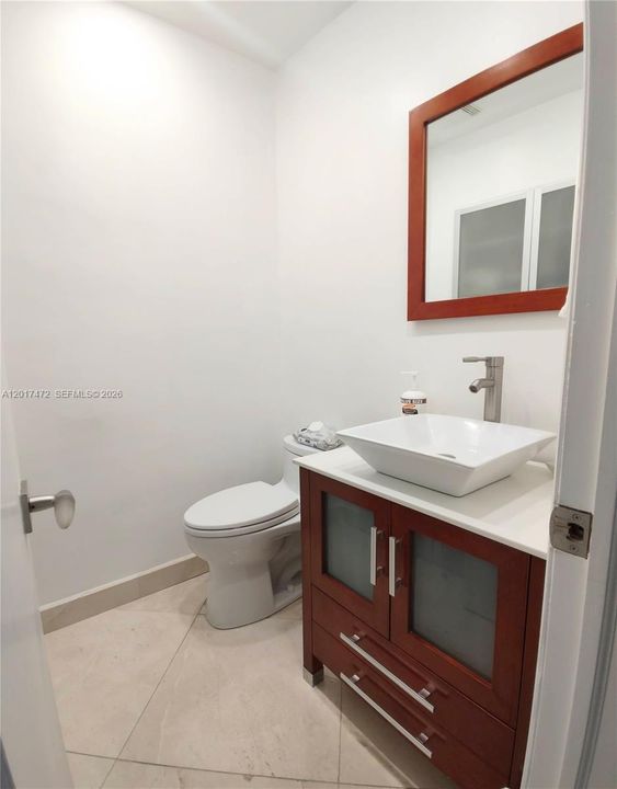 Activo con contrato: $3,600 (2 camas, 2 baños, 1640 Pies cuadrados)