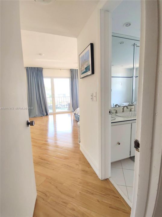 Activo con contrato: $3,600 (2 camas, 2 baños, 1640 Pies cuadrados)