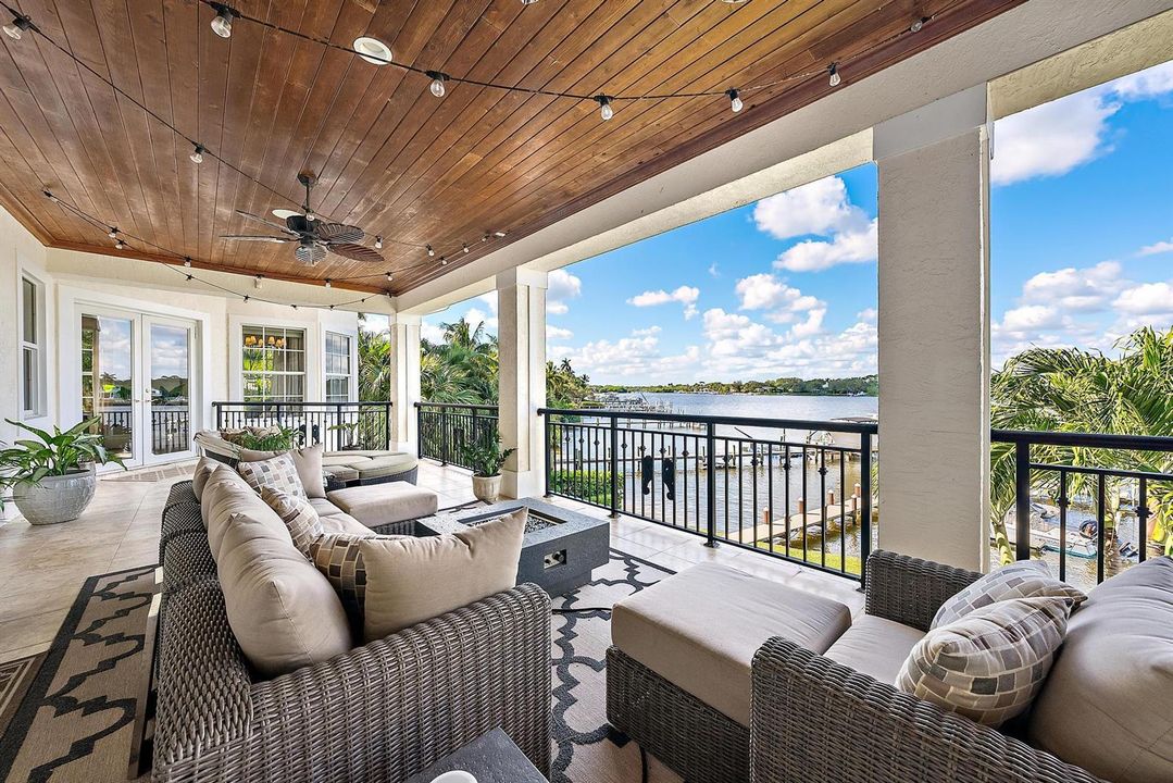 18137 Palm Point Dr-38